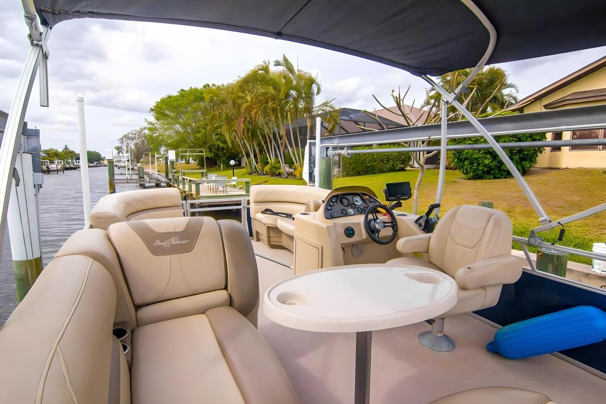 House With A Boatyour Private Waterfront Resort 夏洛特港 外观 照片